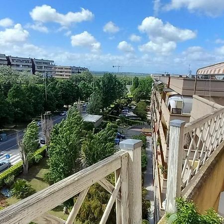 Alloggio Turistico A Via Modugno Vitinia Eksteriør bilde